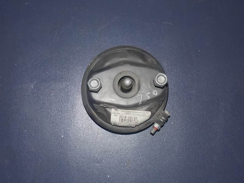 Front brake air chamber assembly (Haldex, 24″, disc type)-1