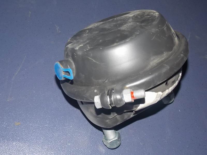 Front brake air chamber assembly (Haldex, 24″, disc type)-2