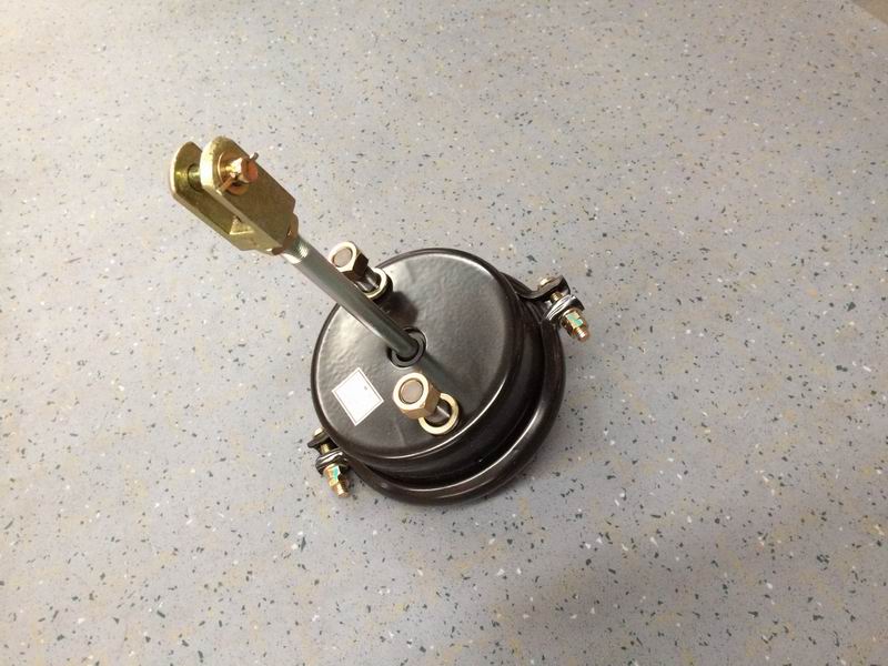 Воздушная камера переднего тормоза слева; то же, что 3519-00221-2