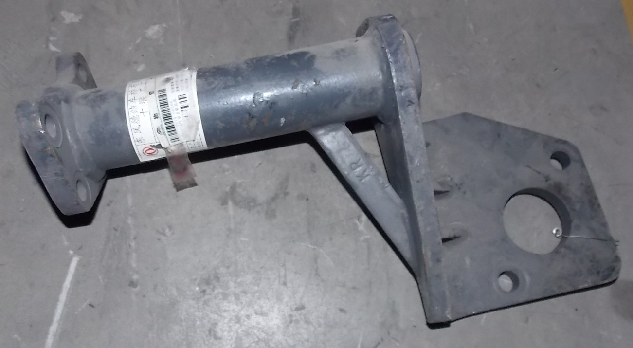 Back right air chamber bracket