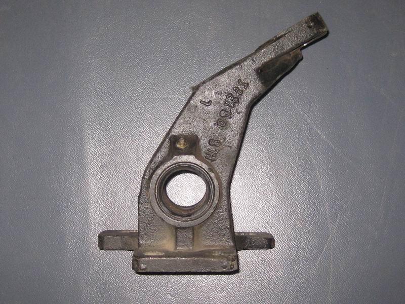 Rear brake air chamber bracket-right-2