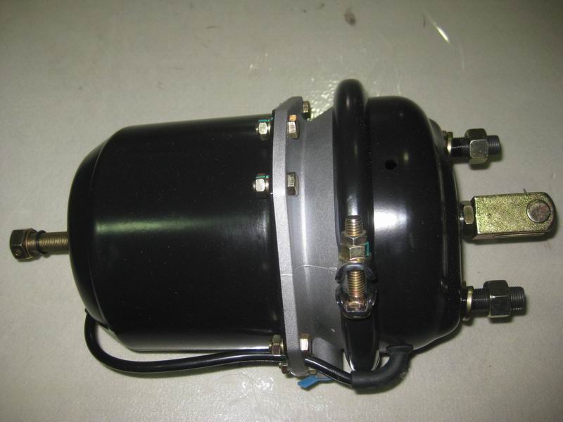 Воздушная камера заднего тормоза слева-1