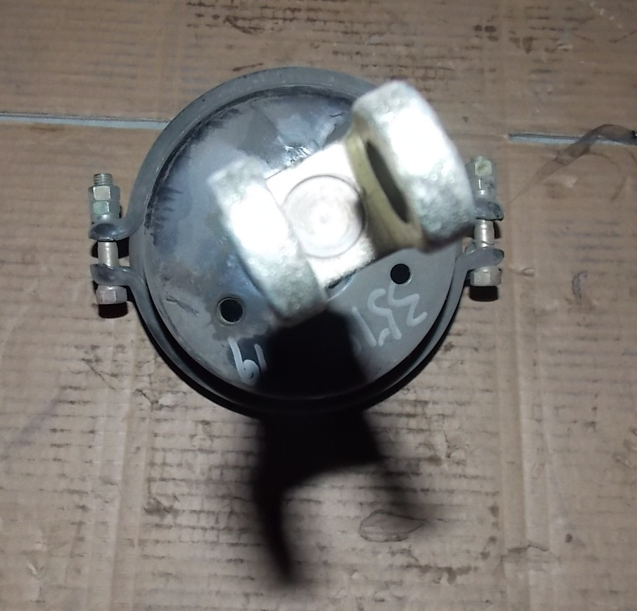 Front brake chamber assembly-right; same as 3519-00299-2