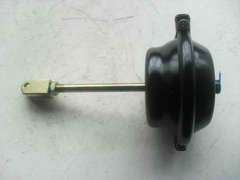 Front brake chamber assembly-right