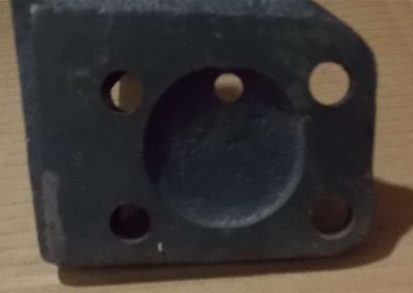 Кронштейн воздушной камеры передний левый-2