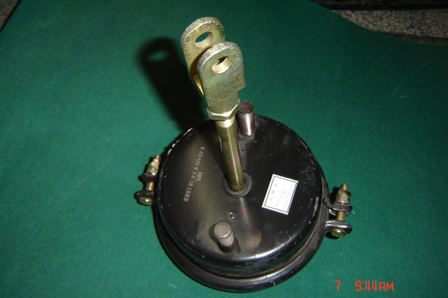 Front brake chamber assembly-right-3