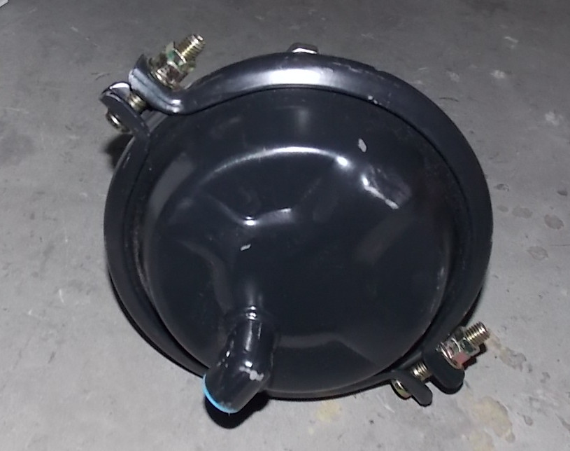 Front brake chamber assembly-left