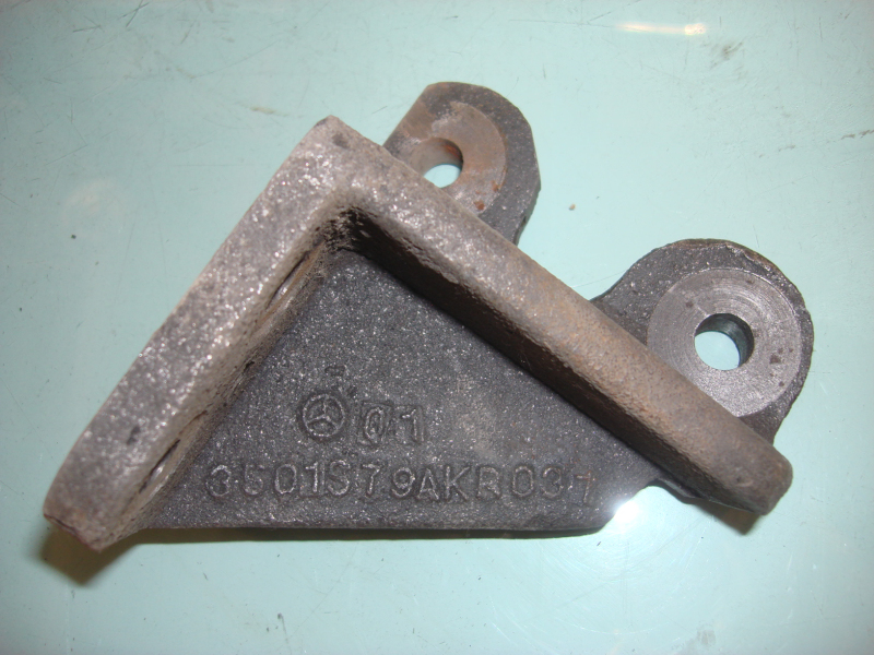 Front left air chamber bracket