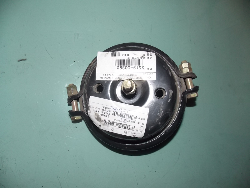 Front brake air chamber-left