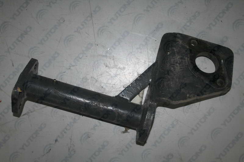 Кронштейн задней левой воздушной камеры; 2*М 10 резьбовое отверстие