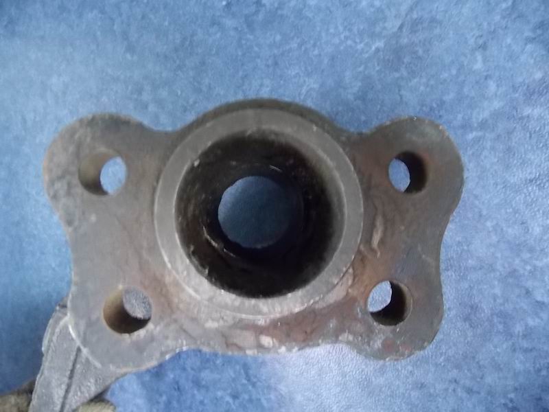 Front brake air chamber bracket-left-1