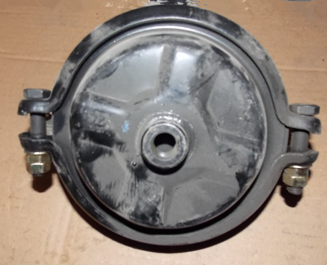 Воздушная камера переднего тормоза в сборе слева-1