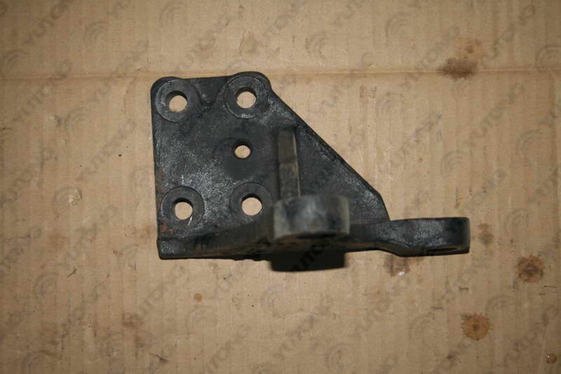 Кронштейн воздушной камеры передний левый-1