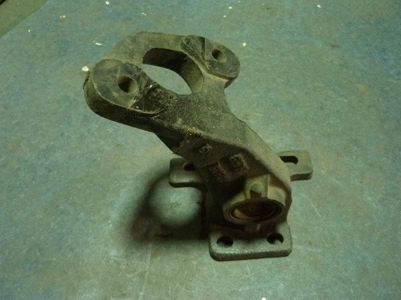 Brake air chamber bracket-left-1