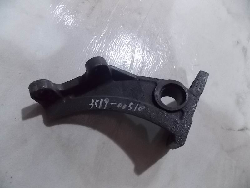 Rear brake air chamber bracket with bushing assembly-left