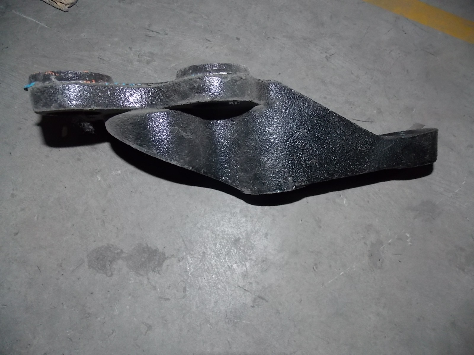Brake air chamber bracket-2