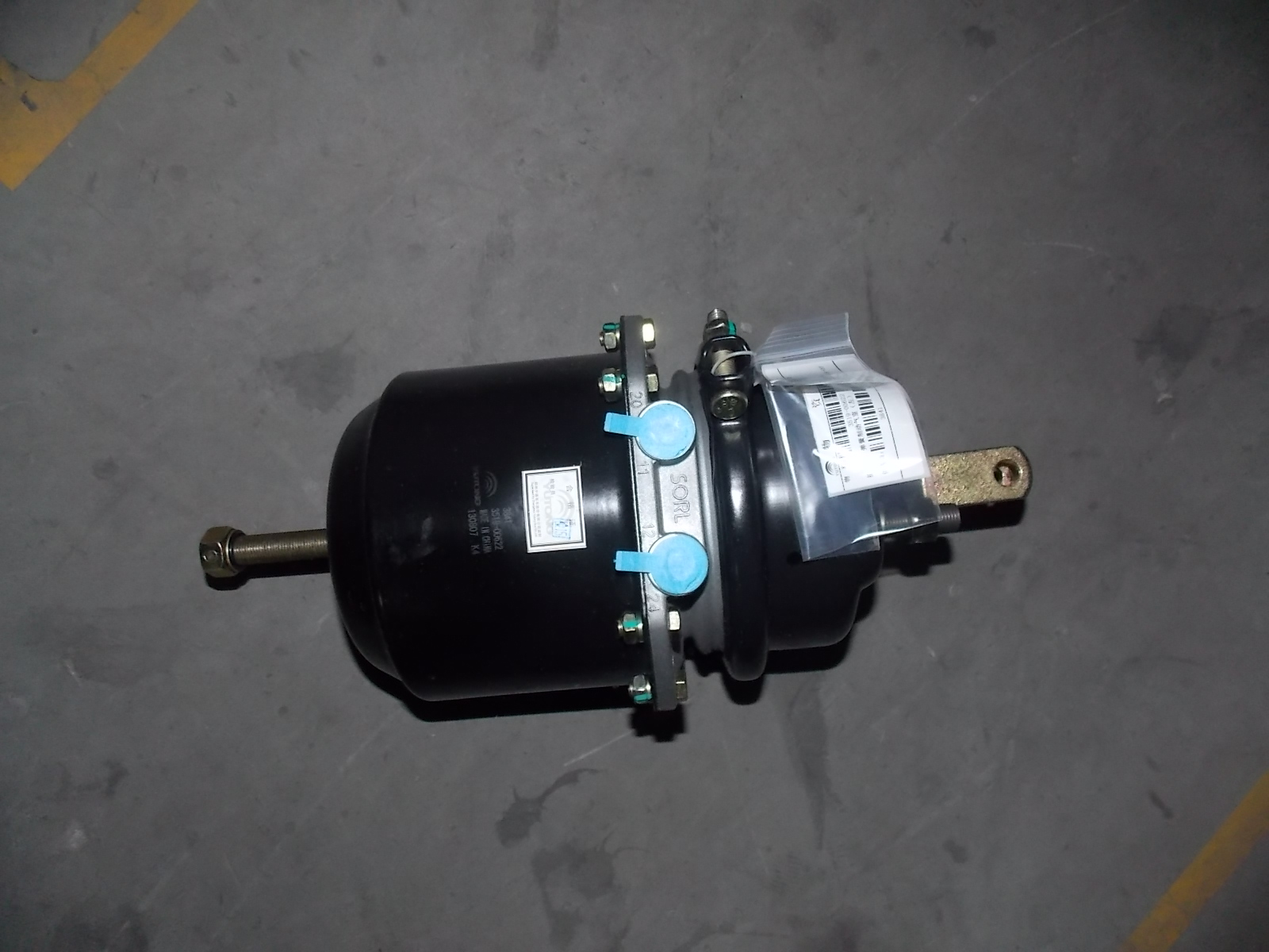 Rear brake air chamber assembly - left; 20″/24″-2