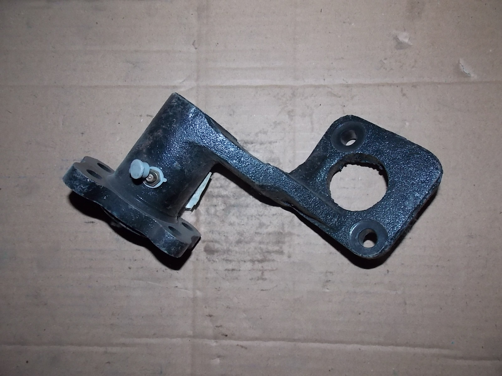 Front brake room bracket-left; consume inventory-1
