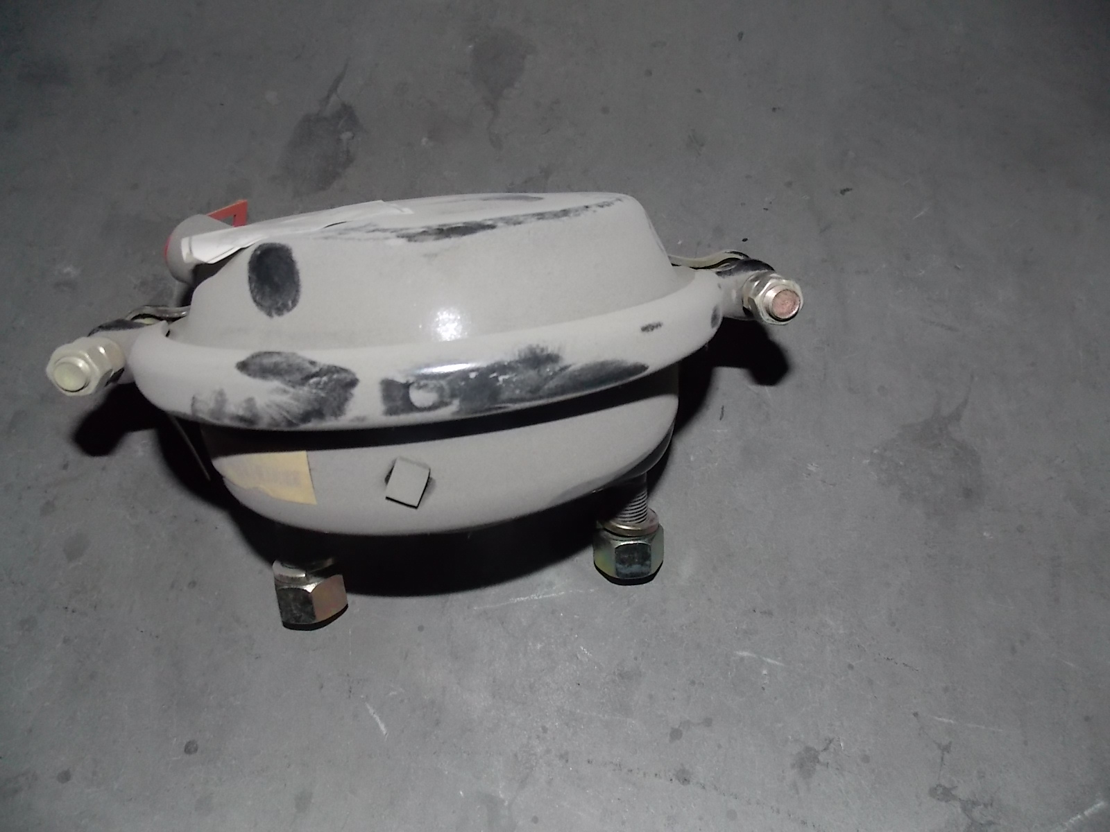 Rear brake air chamber assembly-left;24″