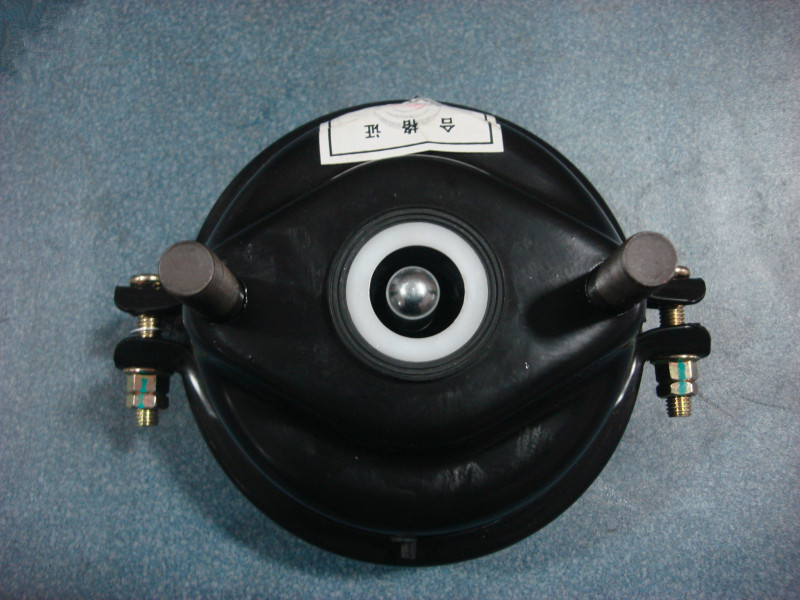 Воздушная камера переднего тормоза в сборе-правая; 16 ″