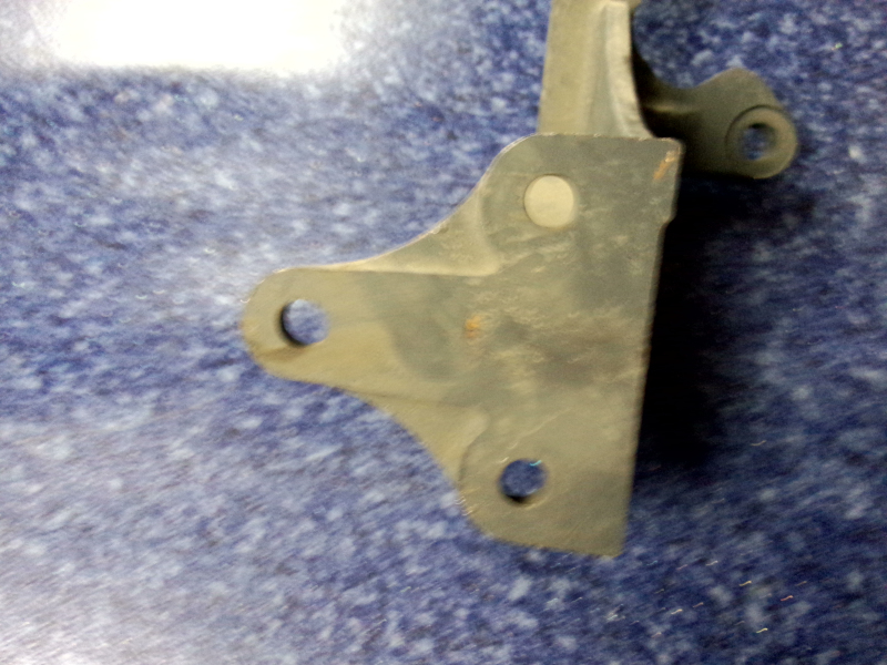 Rear brake air chamber bracket-right-2