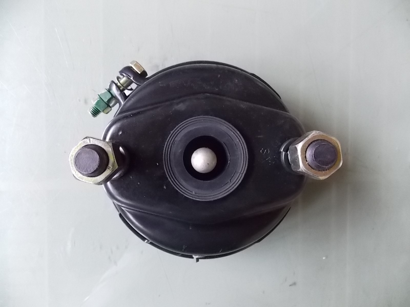 Front brake air chamber assembly-right; 20″