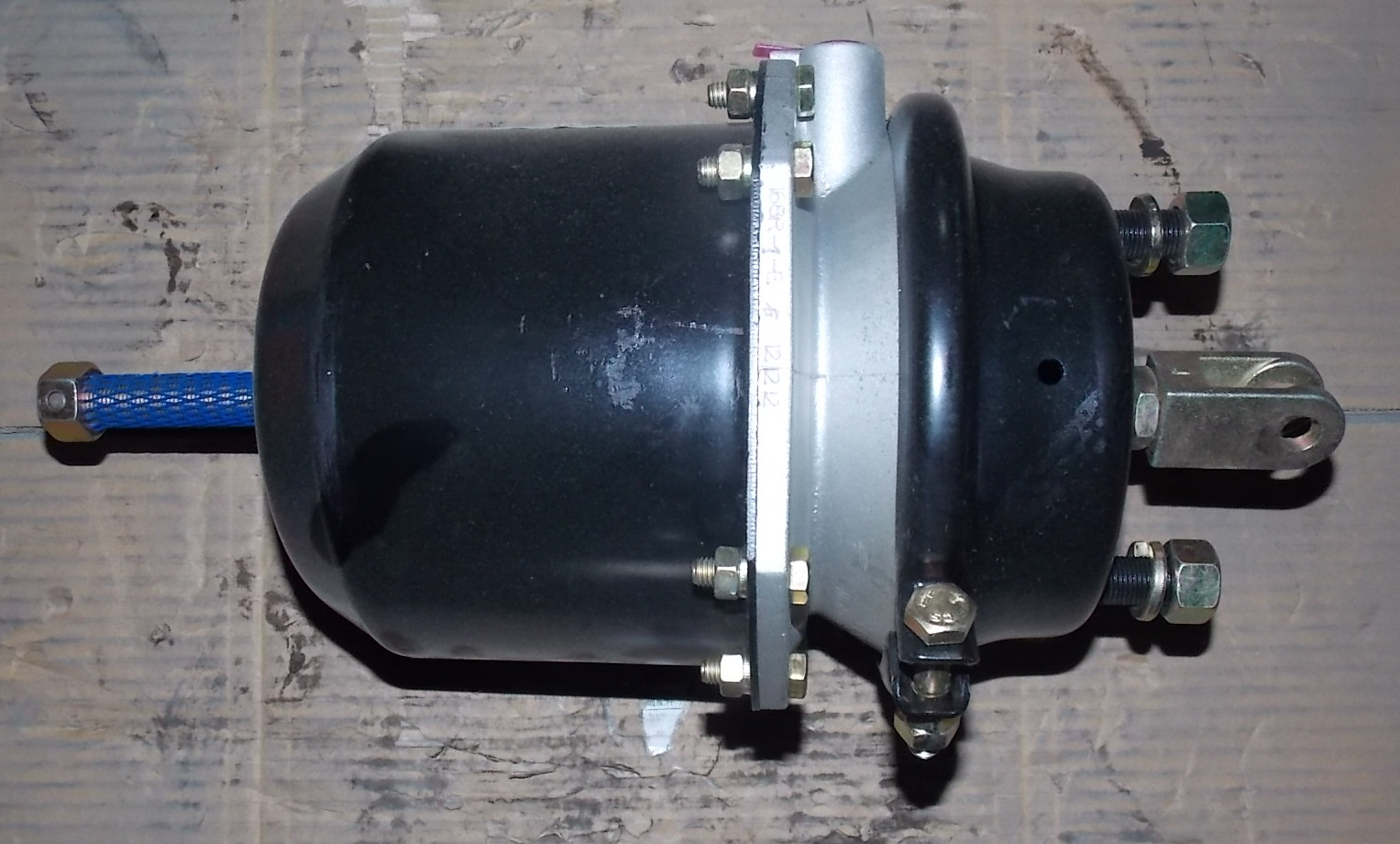 Тормозная воздушная камера в сборе, правая