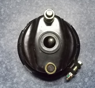 Воздушная камера переднего тормоза в сборе слева