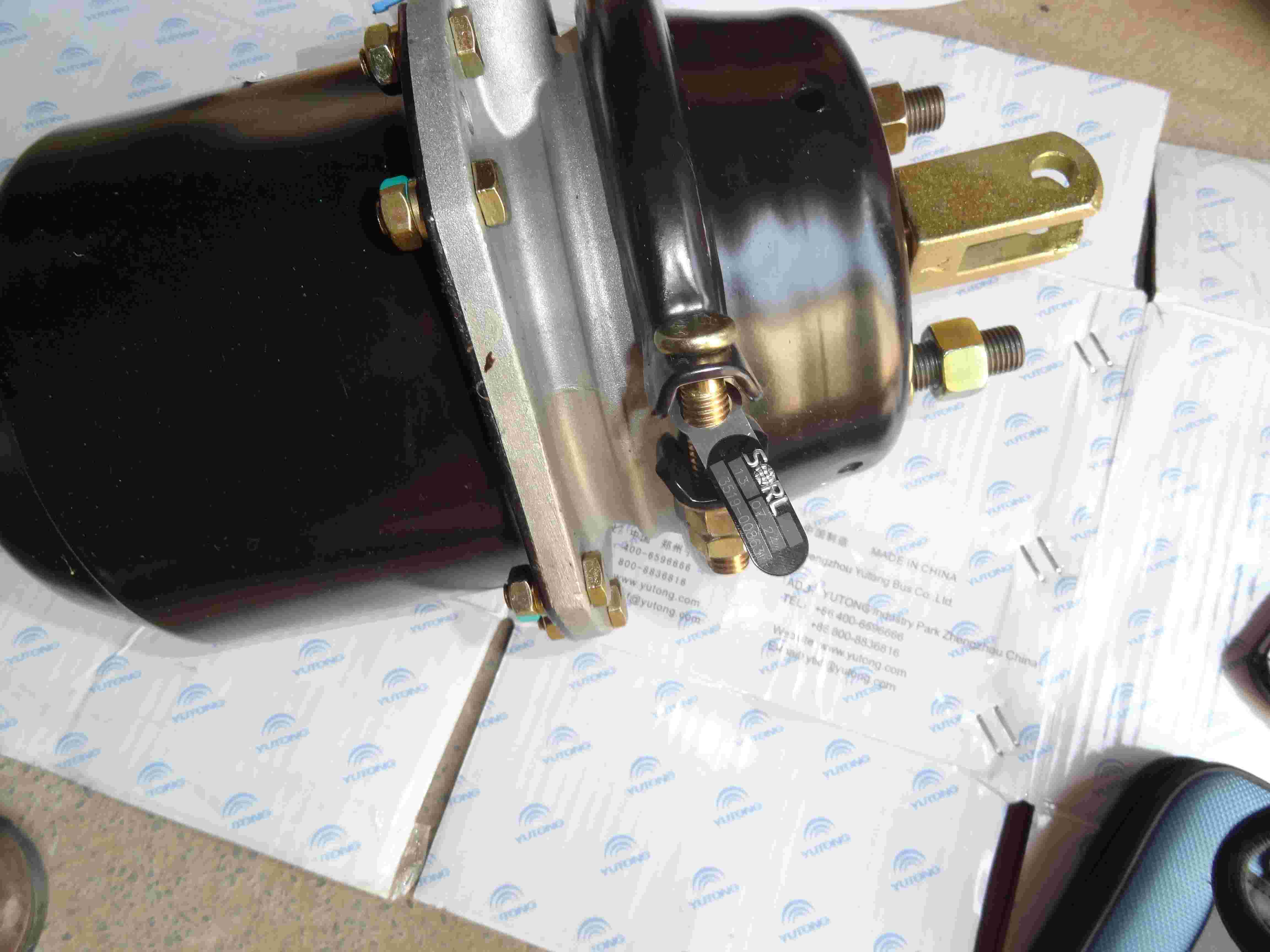 Braking chamber assembly-left; 65A; internal breathing-1