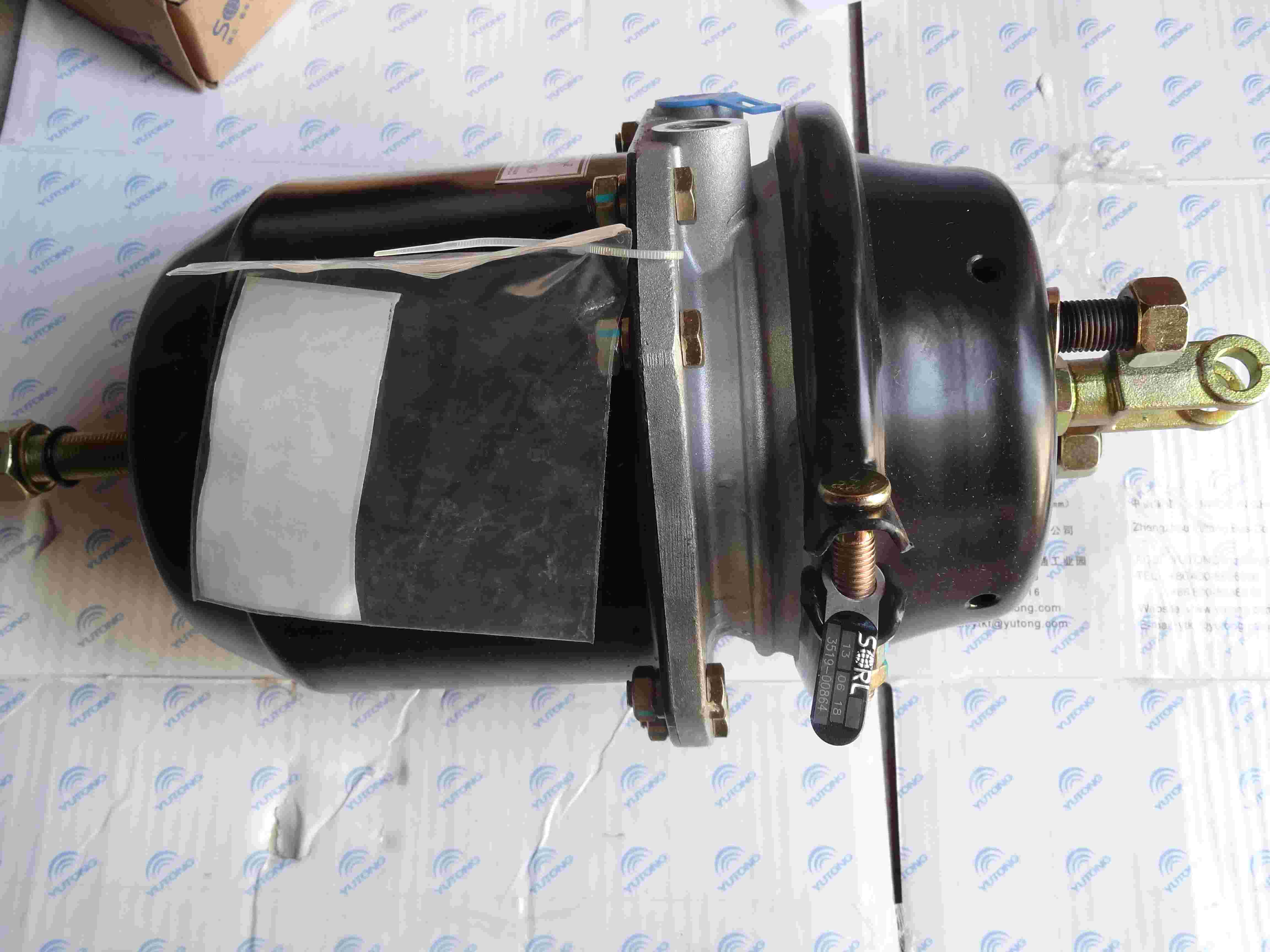 Braking chamber assembly-right; 65A; internal breathing-1