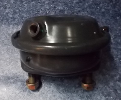 Воздушная камера переднего тормоза в сборе — левая; 24 ″