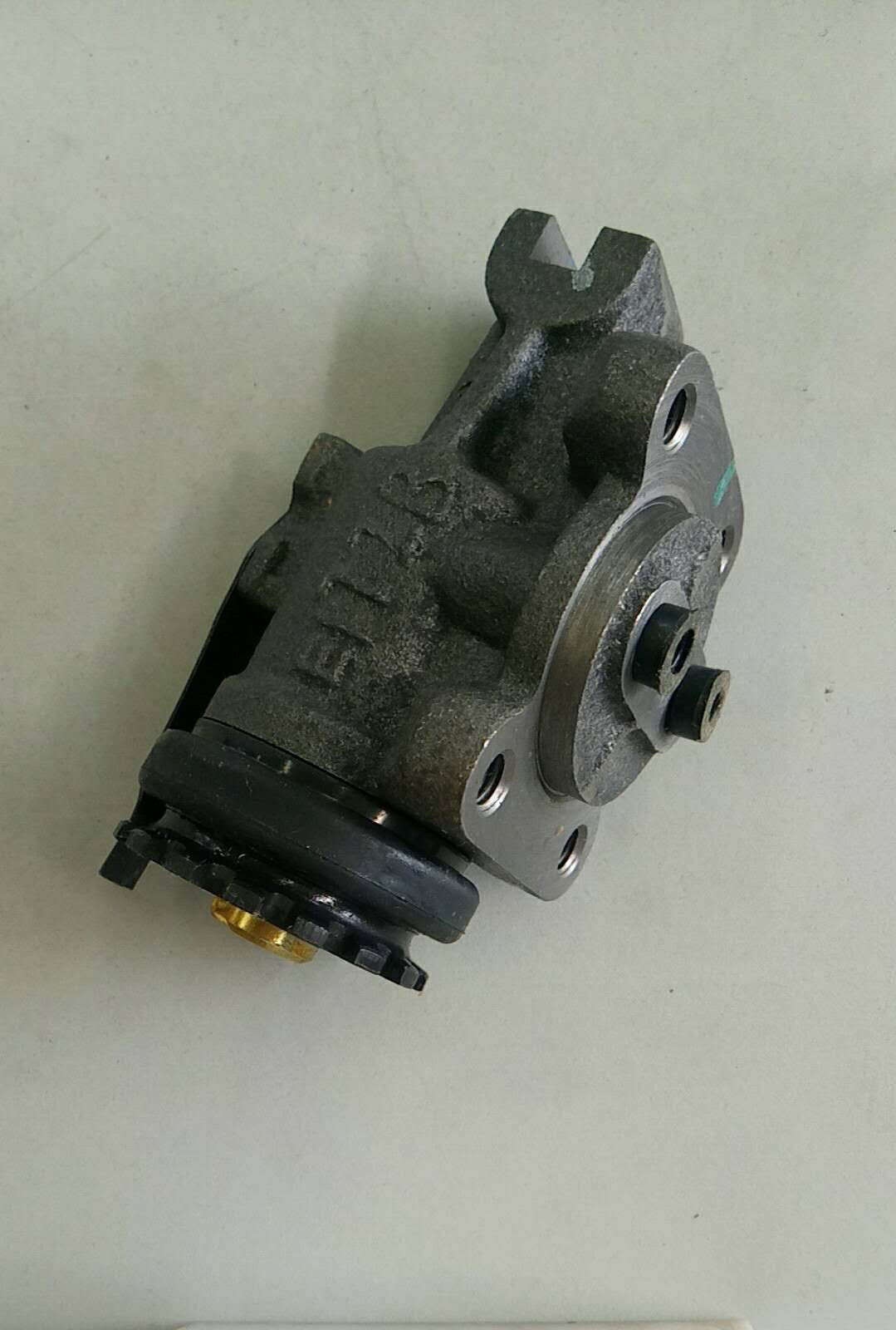 Front brake sub-left front-5