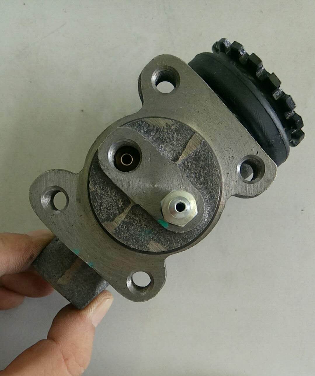 Front brake pump-left rear