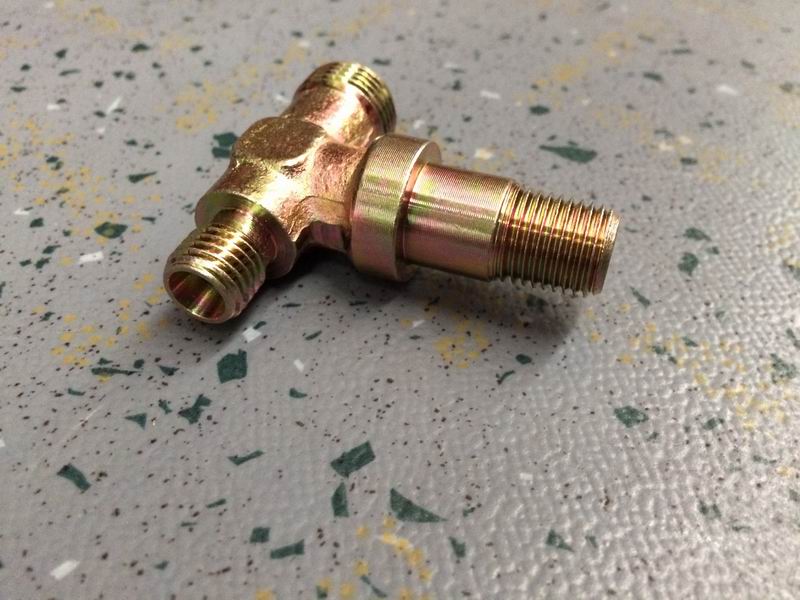 T-type tee connector (Z1/4/M12*1.5/M18*1.5)-1