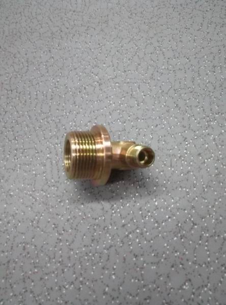 卡套式隔壁直角接头(卡M14*1.5内M22*1.5)-1