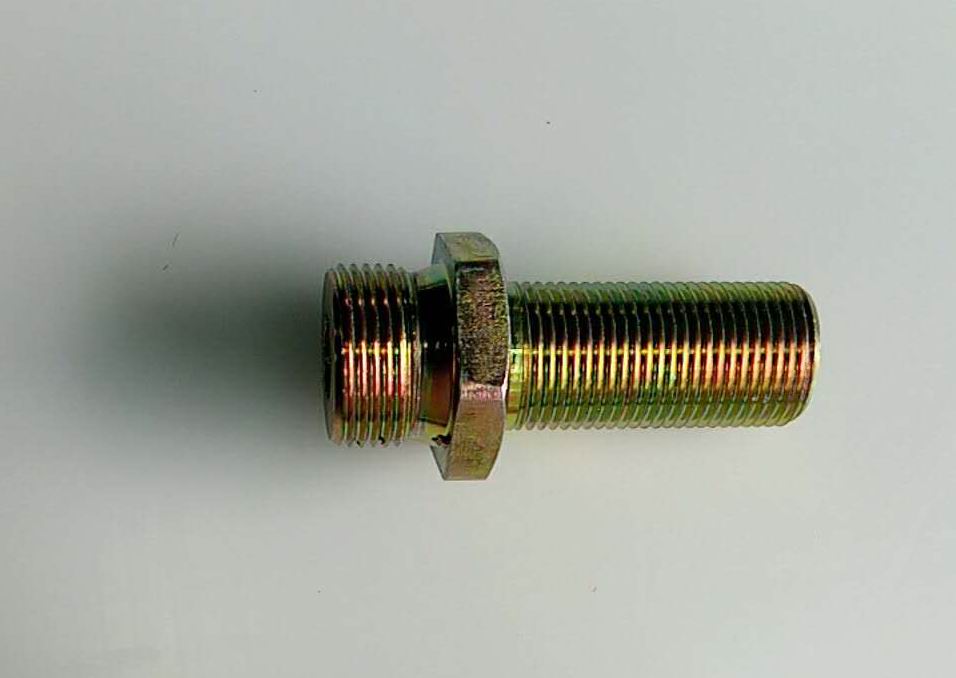 Конец прямо через корпус разъема