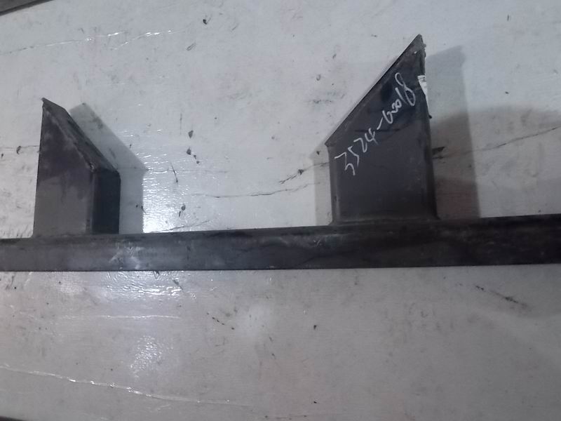 D Retarder connection bracket