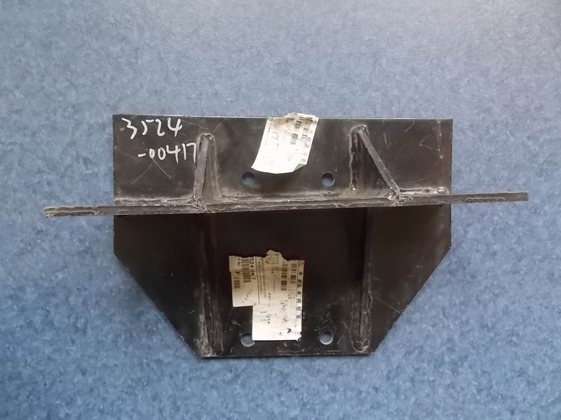 D Retarder lower left bracket