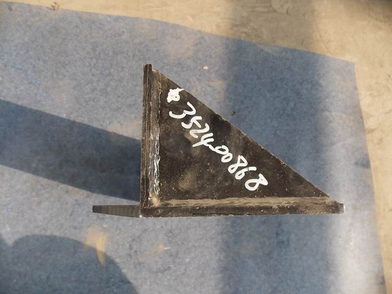 Powertrain suspension lower bracket, retarder-1