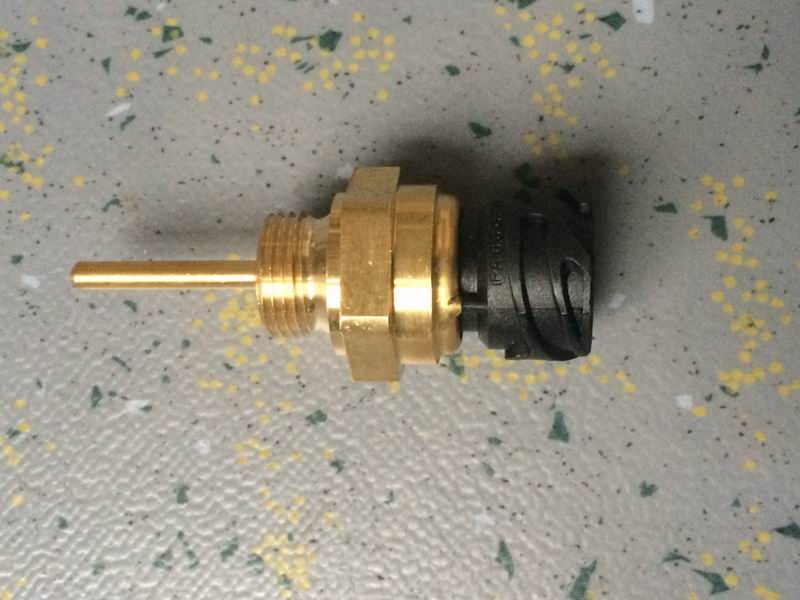 Water temperature sensor