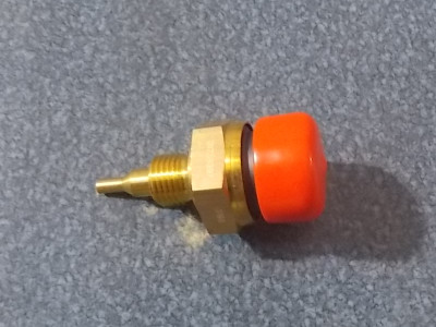 Датчик температуры воды/температуры масла