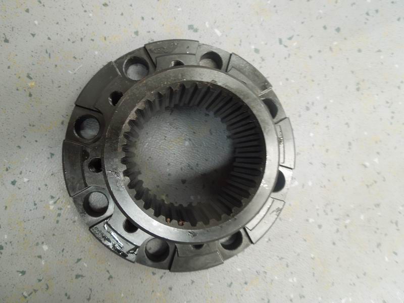 Retarder flange (large diameter centering spline)