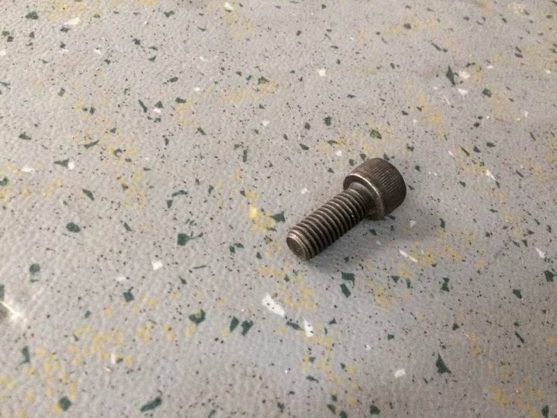 Hexagonal cylindrical head screw M10*25-10.9-1