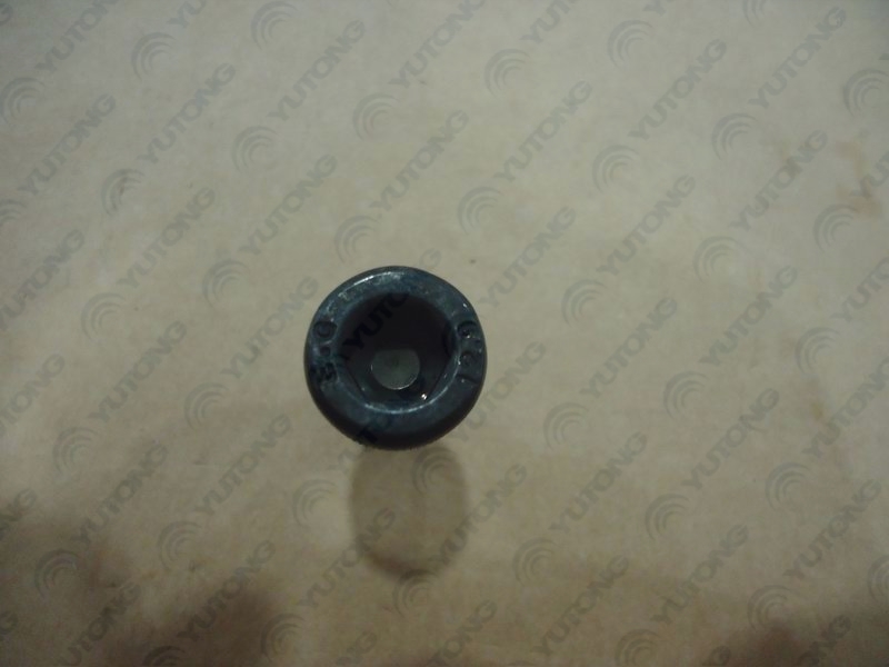 内六角圆柱头螺钉-1