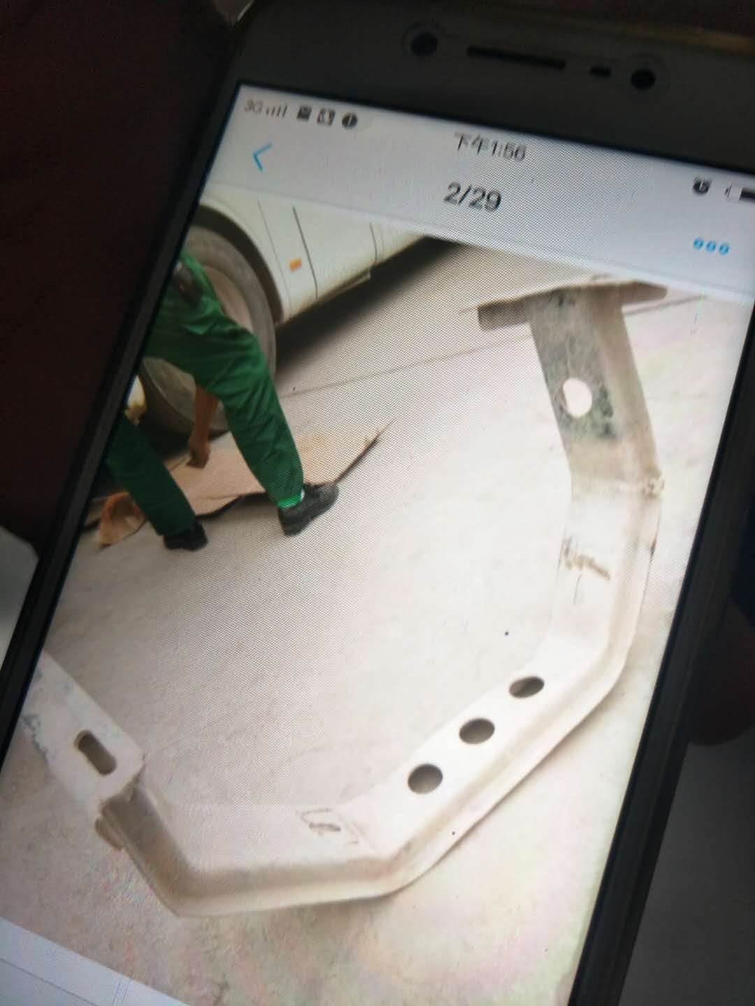 3524-04871 Retarder lower bracket assembly