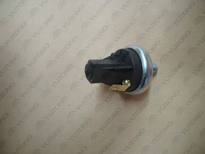 Retarder air pressure switch; first gear-1