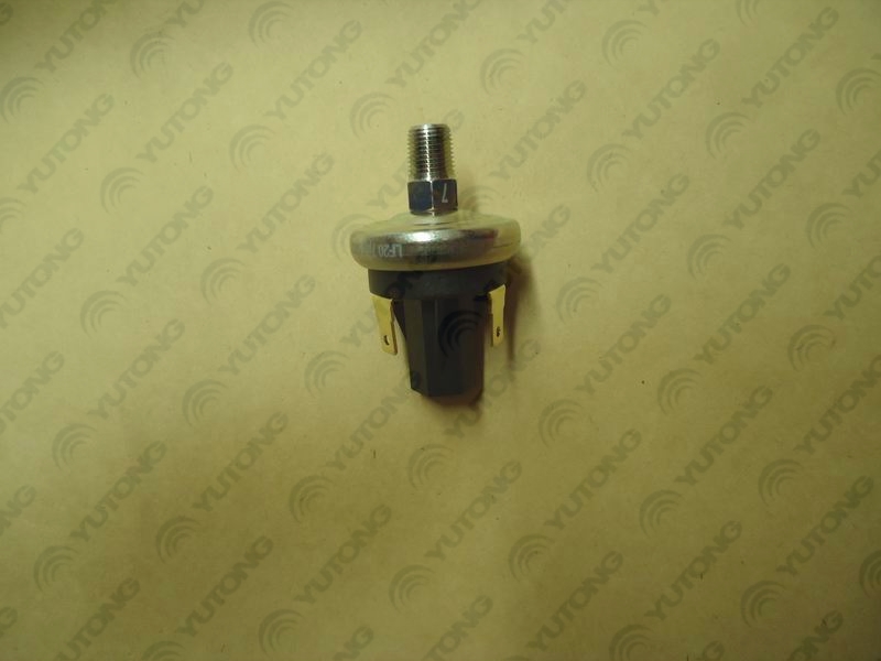 Retarder air pressure switch; third gear