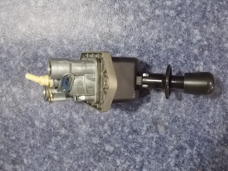 Manual valve assembly-1