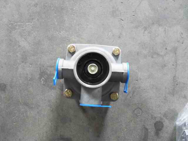 Relay valve (WABCO)