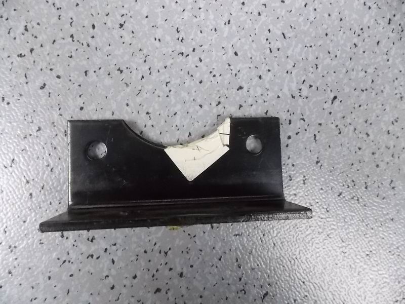 Valve type bracket, relay valve bracket, L-shaped-1